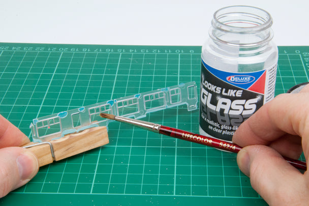 Deluxe Materials Looks Like Glass