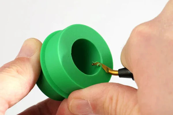Avgradare med 3 titanbelagda blad
